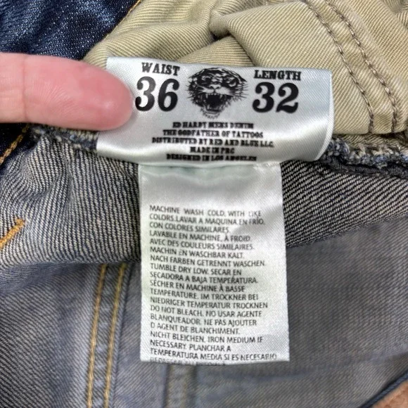 Ed Hardy Jeans Mens 36x32 Blue Distressed Splatter Straight Flap Pockets Whisker - Picture 13 of 16